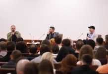 Debat rreth Zotit – Ben Blushi vs Kaon Serjani